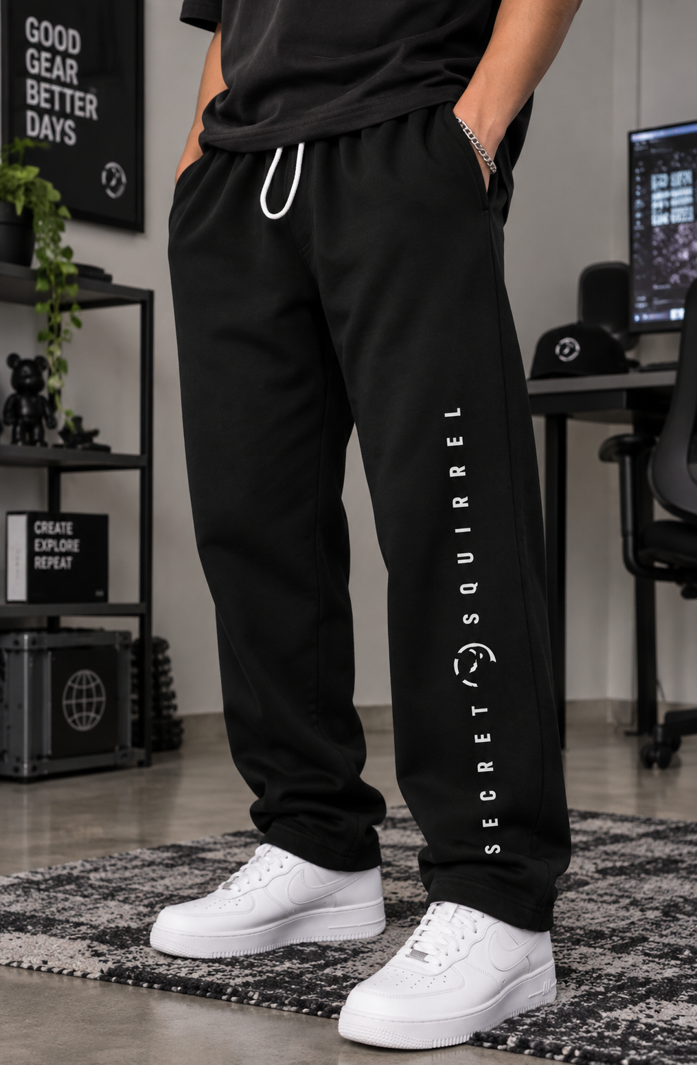 SCRTSQRL Relaxed sweatpants